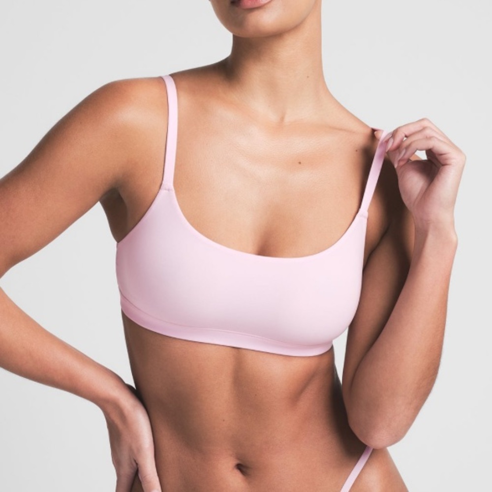 Skims Cherry Bloosom Pink Fits Everybody Scoop Bralette
